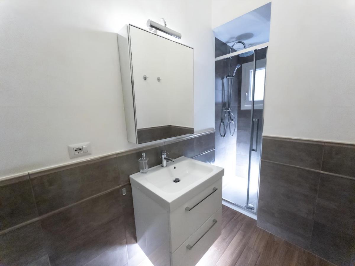 바리 Luxury Bnb Pisacane 아파트 외부 사진